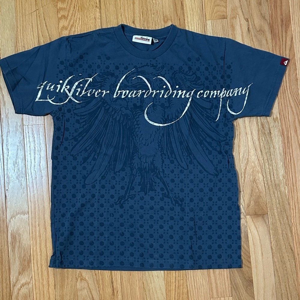 Quiksilver Men's Blue Eagle and stars with silver T-Shirt